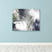 Tropische cycloonen Eric en Fanele Canvas Afdruk (Insitu (Houten vloer))