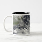 Tropische cycloonen Eric en Fanele Tweekleurige Koffiemok (Links)