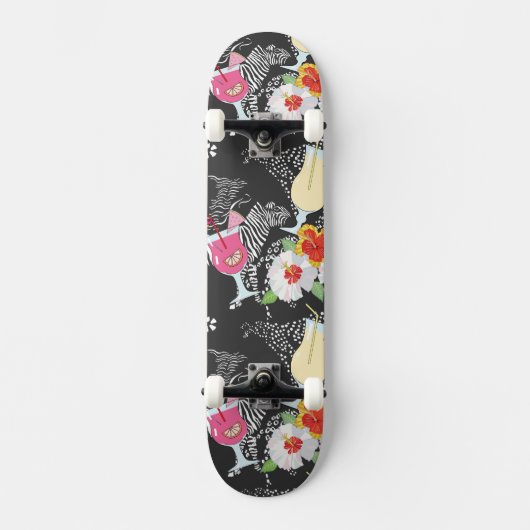 Tropische Dranken Met Dieren Skateboard (Voorkant)