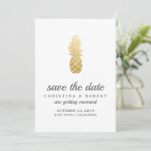 Tropische Elegantie | Ananas Save The Date Kaart (Staand voorkant)