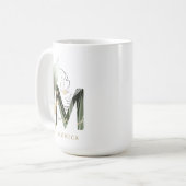 Tropische foliage Monogram Letter "M" Personeelskl Koffiemok (Voorkant links)