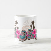 Tropische golven warme roze hibiscus strand bomen koffiemok (Center)