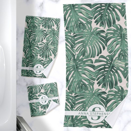 Tropische groene palmbladeren monogram naam bad handdoek