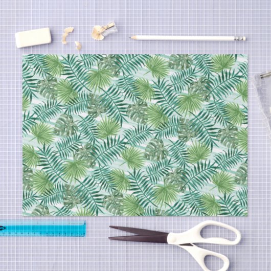 Tropische groene palmboom maakt vulkunst uit tissuepapier (Craft)