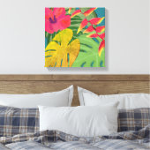 Tropische Hibiscus Heliconia & Leaves Canvas Afdruk (Insitu (Slaapkamer))