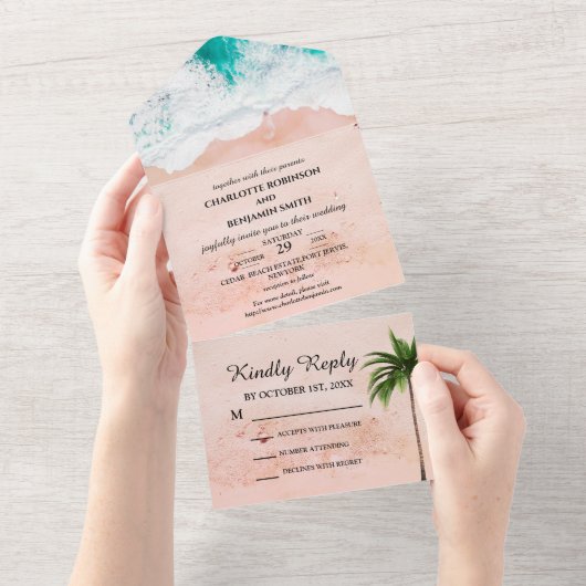 Tropische kuststrook met een hoogwaardig huwelijk all in one uitnodiging (Afscheurbaar)