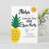 Tropische Luau Pineapple First Birthday Party Kaart (Staand voorkant)