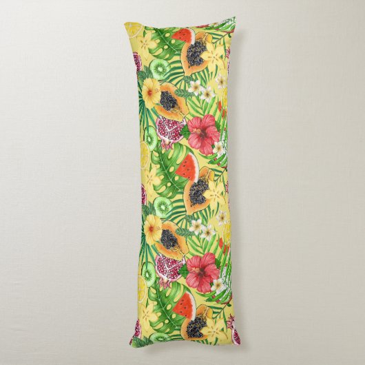 Tropische mix-fruit, bloemen en bladeren op geel lichaamskussen (Achterkant (Verticaal))