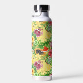 Tropische mix-fruit, bloemen en bladeren op geel waterfles (Rechts)