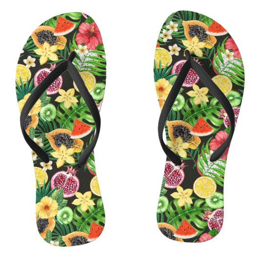 Tropische mix-fruit, bloemen en bladeren op zwart teenslippers (Voetbed)