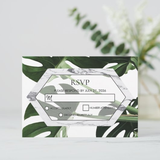 Tropische monstera Marmer Wedding RSVP Kaarten Kaartje (Staand voorkant)