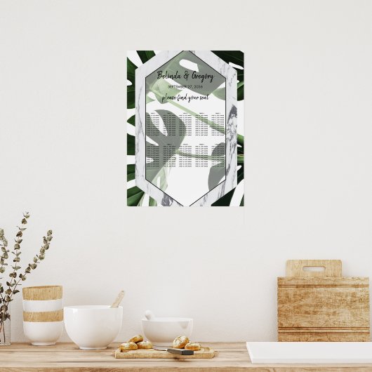Tropische monstera marmer Wedding Seding Chart Poster (Keuken)