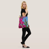 Tropische Natuur van Bougainvillea en Palm Tote Bag (Op model)