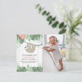 Tropische palmbladeren van de Cute Sloth Birthday Briefkaart (Staand voorkant)