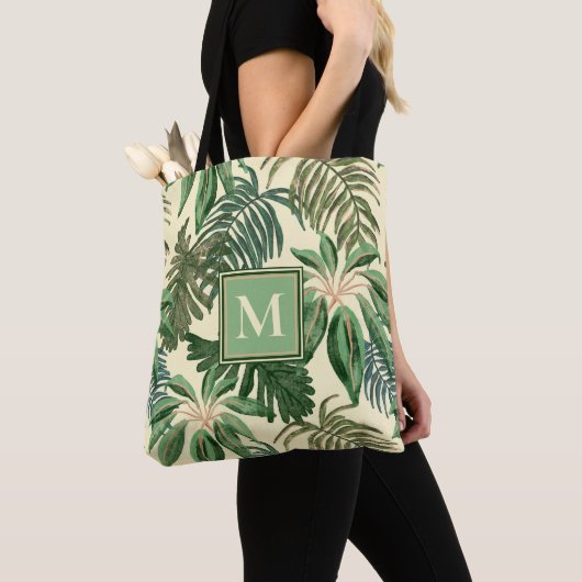 Tropische palmbladeren Waterverf monogram Tote Bag (Dichtbij)