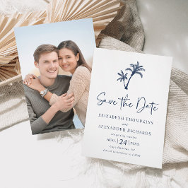 Tropische palmbomen marineblauw strand bruiloft save the date