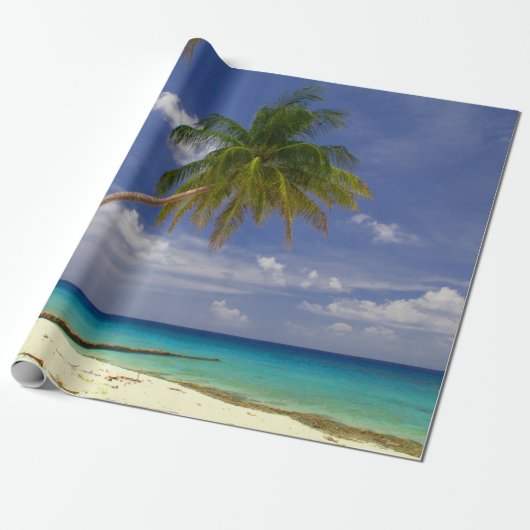 Tropische palmboom Witte zandstrand Cadeaupapier (Uitgerold)