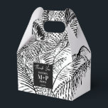 Tropische palmboombladeren abstracte strandbruilof bedankdoosjes<br><div class="desc">Een mooie vintage schets van palmboomtakken in zwart en wit. Een perfecte rustieke abstracte ontwerp ideaal voor elke stijl van interieurdecoratie of gelegenheid. Een ideaal ontwerp voor iedereen die van natuur, abstracte kunst, schetsontwerpen, tropische strand thema ontwerpen, rustieke en vintage stijlen houdt. Pas het monogram aan en maak het je...</div>