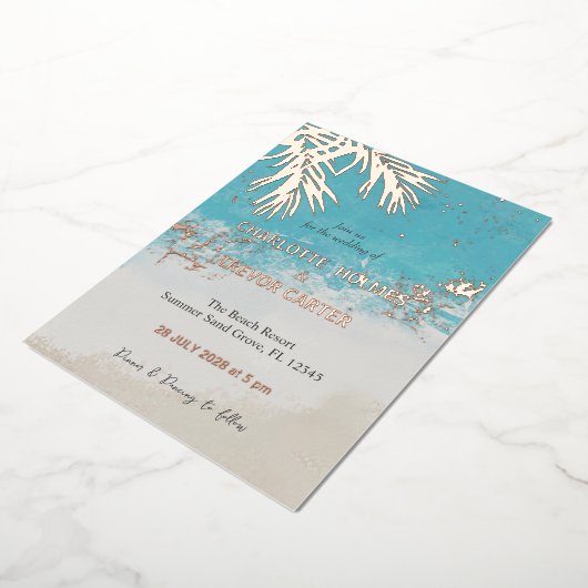 Tropische palmen Blue Ocean Beach Bruiloft Goud Folie Uitnodiging (Gedraaid)