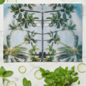 Tropische palmen met reflectie in de oceaan. theedoek (Gevouwen)