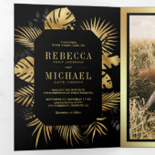 Tropische palmfoto van Black and Gold Foil Weddens Drieluik Uitnodiging (Binnenzijde eerst)