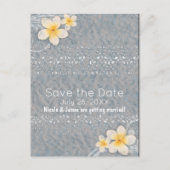 Tropische Plumeria Bloem Grijs Geel Save the Date Aankondigingskaart (Voorkant)