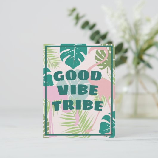 Tropische positieve "Good Vibe Tribe" Flamingo Briefkaart (Staand voorkant)