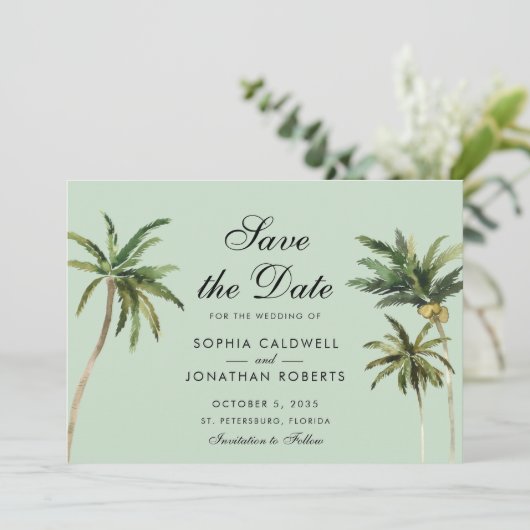 Tropische Romance Palm Trees pastel Green Wedding Save The Date (Staand voorkant)