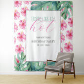 Tropische Roze Bloem Verjaardagsfeest Achtergrond Wandkleed (In situ)