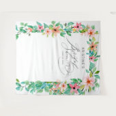 Tropische Roze Bloemachtige Elegante Script Bruids Wandkleed (Voorkant (horizontaal))