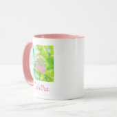 Tropische roze en groene flamingo en palmen mok (Voorkant links)