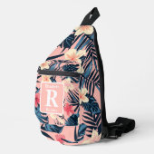 Tropische roze hibiscus gepersonaliseerd monogram sling bag (Rechterhoek)
