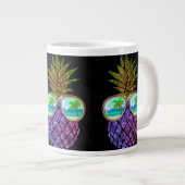 Tropische roze paarse ananas grote koffiekop (Voorkant rechts)