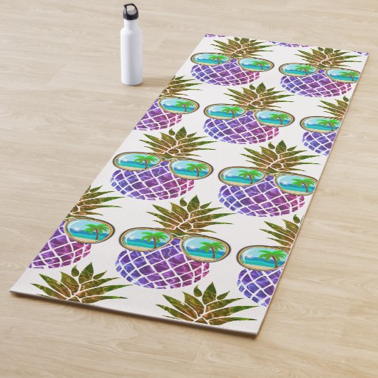 Tropische roze paarse ananas yogamat (In situ)
