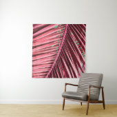 Tropische roze palmbladeren achtergrond wandkleed (In Situ (horizontaal))