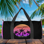 Tropische roze zwarte palmbomen aangepaste strandr plunjezak<br><div class="desc">Koele hete roze en zwarte palmboom plunjezak voor een meisjesreis naar een tropisch eiland. Beschikt over prachtige palmbomen voor een  roze strandzonsondergang. Perfecte aangepaste tas voor uw cruise of zomerreis naar het zee.</div>