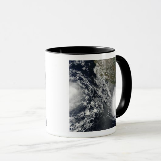 Tropische Stormen Blas en Celia Mok (Voorkant rechts)