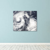 Tropische stormen Boris en Cristina Canvas Afdruk (Insitu (Houten vloer))