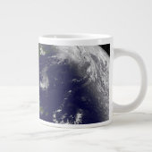 Tropische Stormen op aarde. Grote Koffiekop (Rechts)