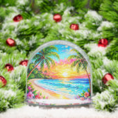 Tropische strand zonsondergang met palmbomen sneeuwbol (Kerstmis)