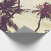 Tropische strandachtergrond met palmbomen silhouet cadeaupapier (Hoek)