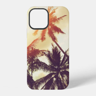 Tropische strandachtergrond met silhouet van palmb iPhone 12 hoesje