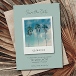 Tropische strandbestemming Weddenschap Opslaan dat Save The Date<br><div class="desc">De moderne bruiloft op het strand bespaart de datumkaarten die perfect zijn voor het koppel dat niet kan wachten om op het strand in het paradijs te trouwen.</div>