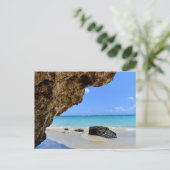 Tropische strandkust met een Big Rock Briefkaart (Staand voorkant)