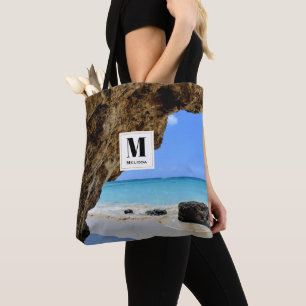 Tropische strandkust met een Big Rock Monogram Tote Bag