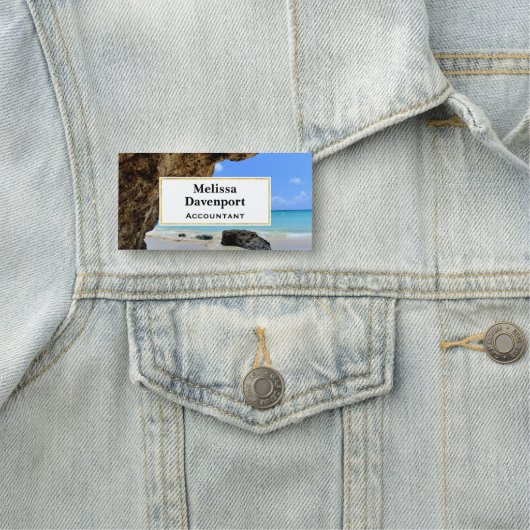 Tropische strandkust met een Big Rock Naamplaatje (In situ)