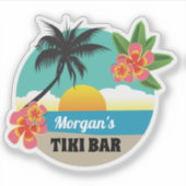 Tropische Tiki Bar met naam, zonsondergang, palmbo Sticker (Voorkant)
