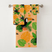 Tropische touccan Bird Seamless Pattern Bad Handdoek (Insitu)