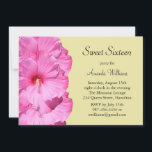 Tropische uitnodiging voor geboorte (geel)<br><div class="desc">Roze hibiscus-bloemen versieren deze verjaardagsuitnodiging,  waardoor het perfect is voor een luau,  een tropisch feest of een poolfeest.</div>