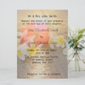 Tropische uitvindingen van Frangipani Beach Weddin Kaart (Staand voorkant)